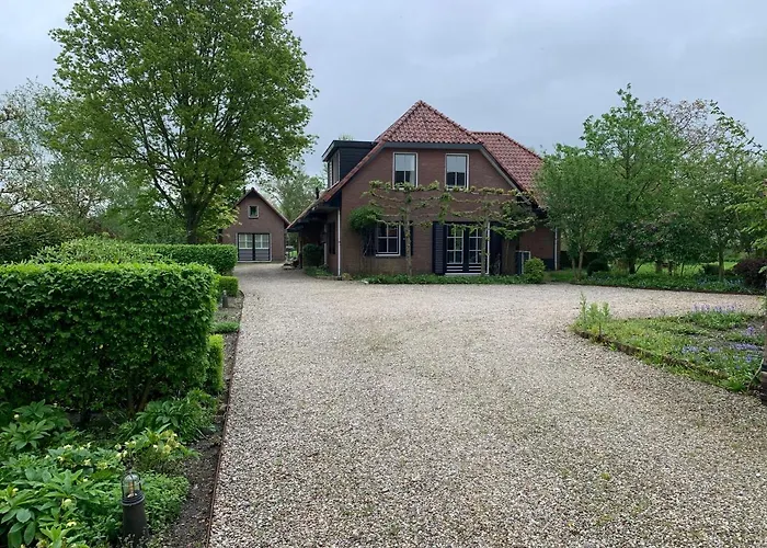 Lovely Warm Country Home