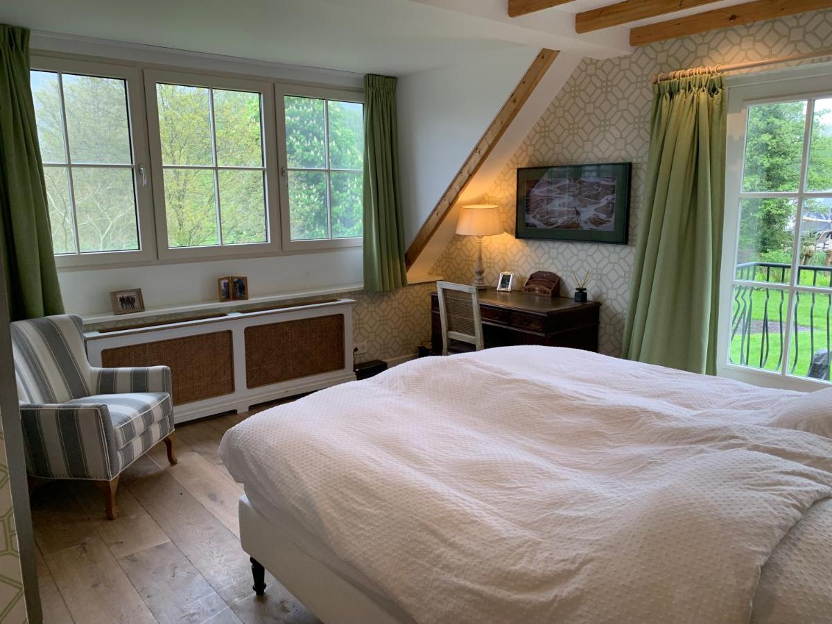 Lovely Warm Country Villa